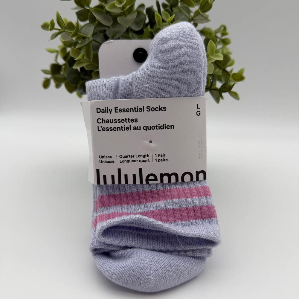 Lululemon Daily Essential Socks Quarter Length Purple Pink Stripe Size Large NWT